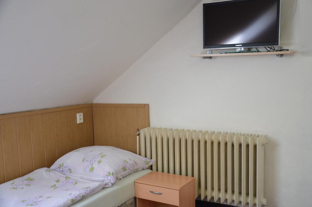 Penzion u Fouska Chodov  Esterno foto